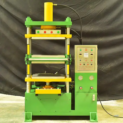 成型機.jpg 成型機.jpg